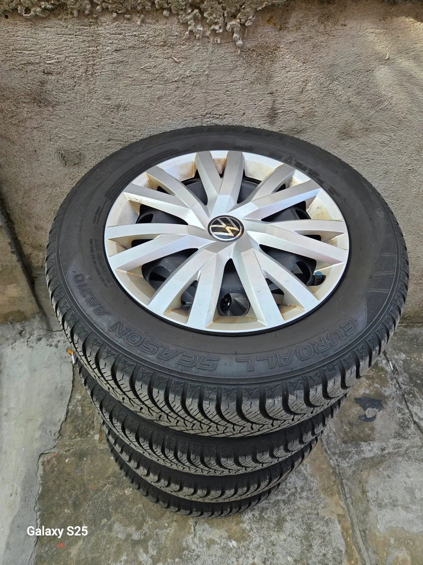 ���� � ������ 215/60R16 | Mobile.bg � ����������� 2