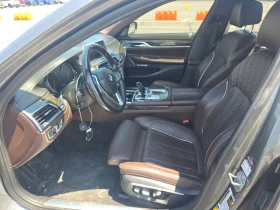 Обява за продажба на BMW 750 XDRIVE* ДИГИТАЛНО* ТАБЛО* ХЕДЪП* ОБДУХВАНЕ* МАСАЖ* ~33 200 лв. - изображение 9