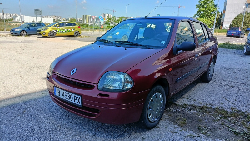 Renault Clio, снимка 2 - Автомобили и джипове - 46153095