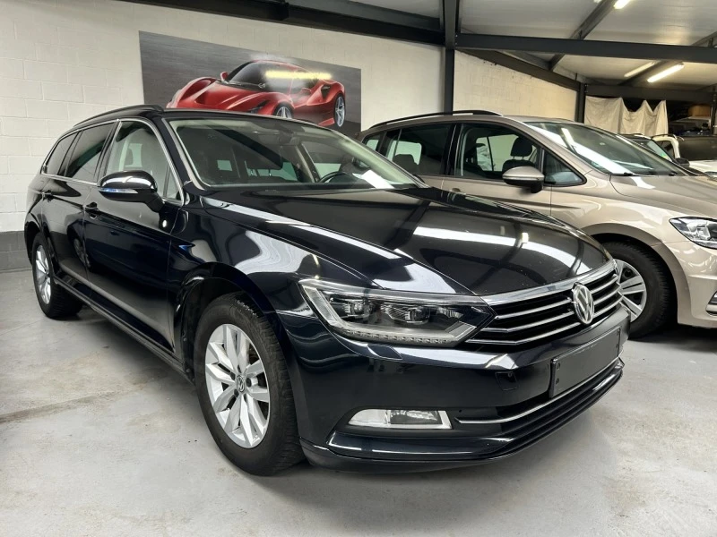 VW Passat  Diesel 1.6 TDI, снимка 1 - Автомобили и джипове - 46686768