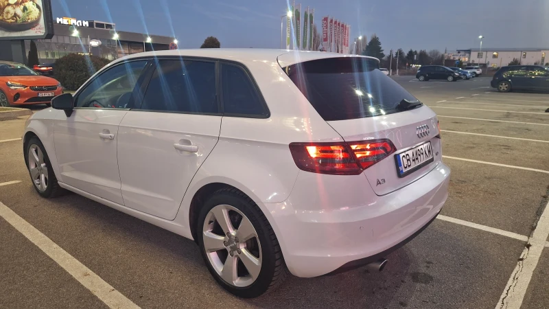 Audi A3 1.6 TDI, автоматик, , снимка 3 - Автомобили и джипове - 48367149