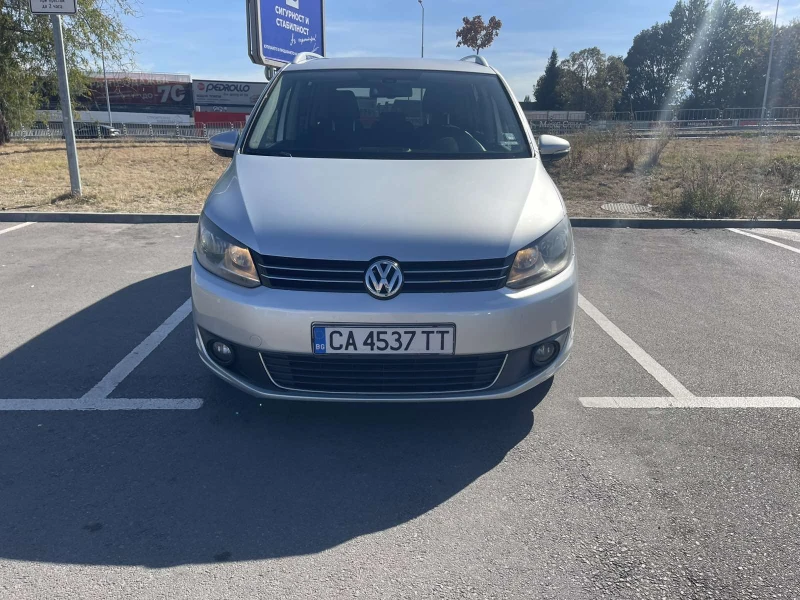 VW Touran, снимка 2 - Автомобили и джипове - 48365107