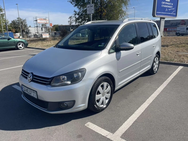 VW Touran, снимка 1 - Автомобили и джипове - 48365107