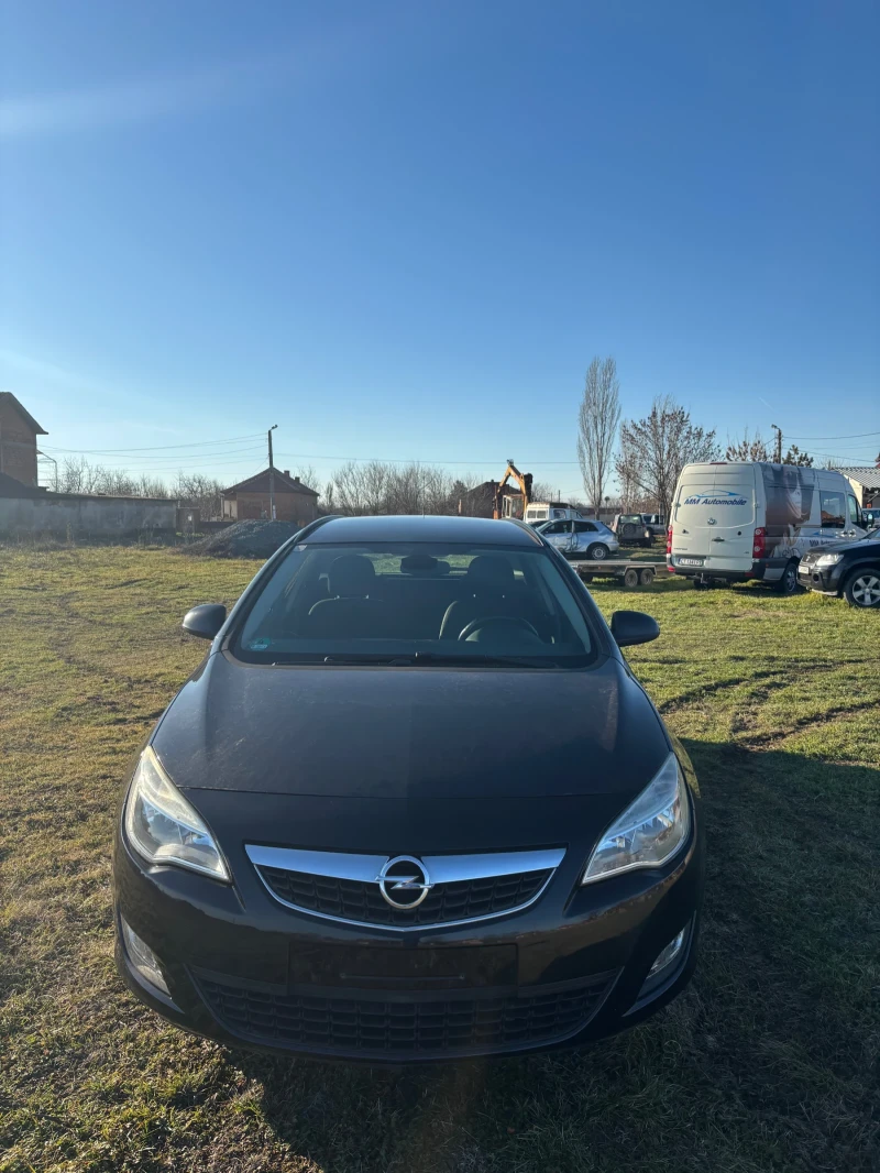 Opel Astra, снимка 1 - Автомобили и джипове - 48578161