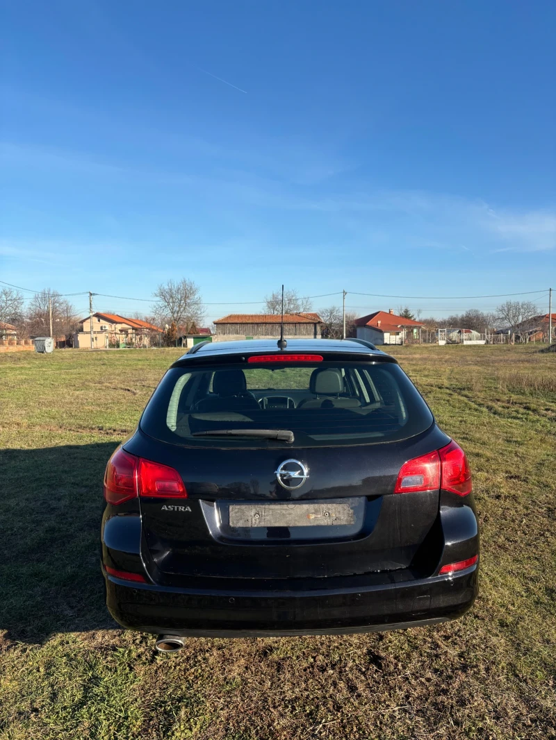 Opel Astra, снимка 2 - Автомобили и джипове - 48578161