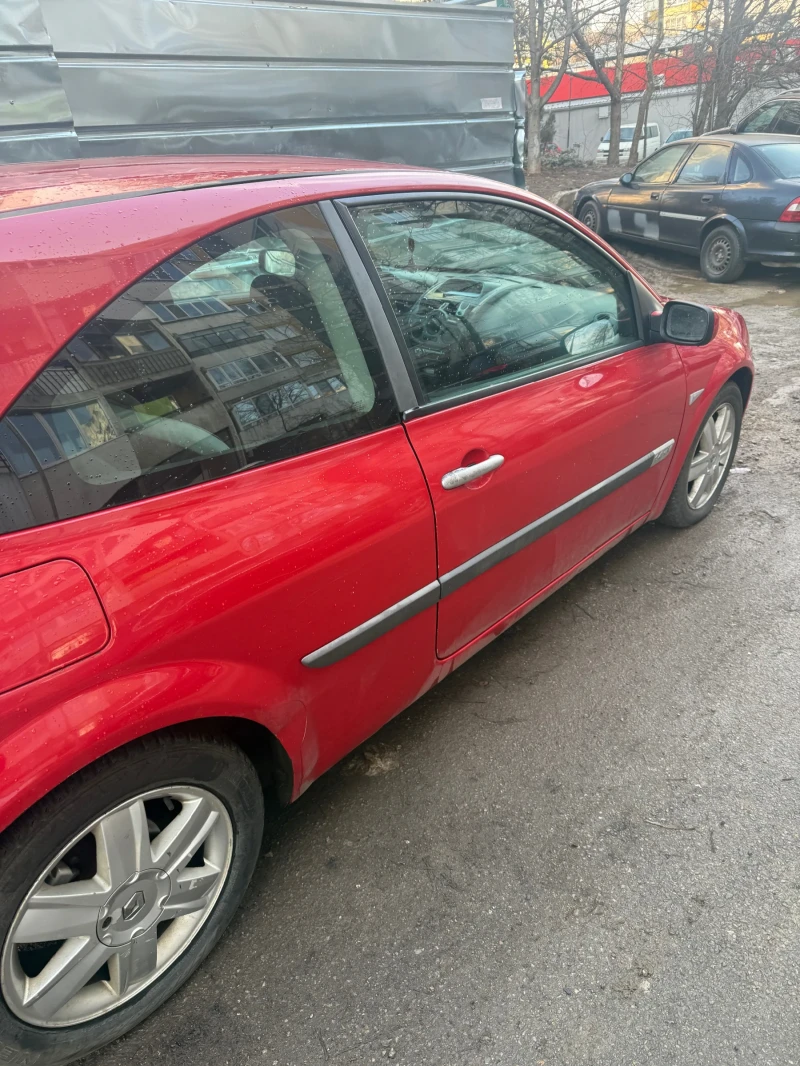 Renault Megane, снимка 2 - Автомобили и джипове - 48837539