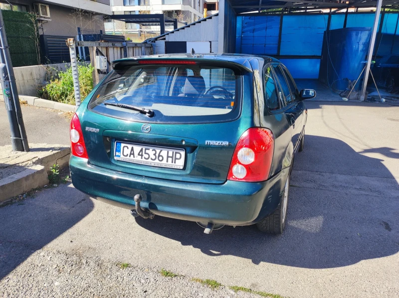 Mazda 323 F, снимка 2 - Автомобили и джипове - 52800540
