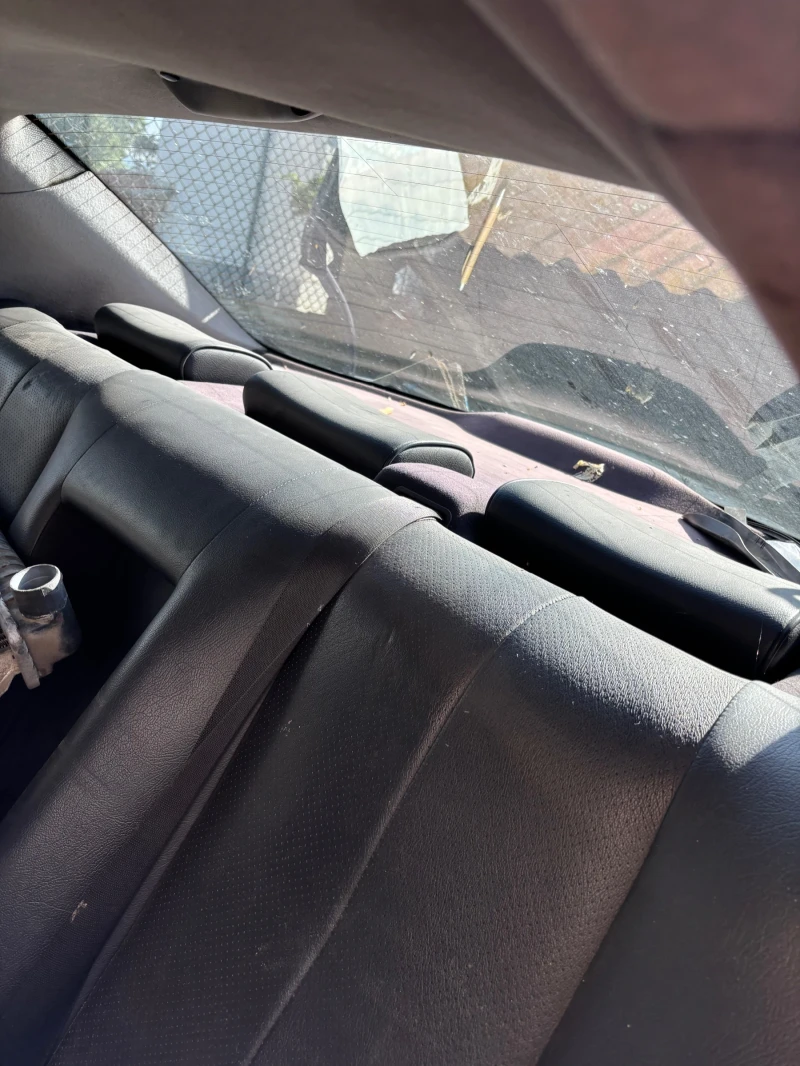 Mercedes-Benz E 220 Mercedes Benz E220 на части, снимка 2 - Автомобили и джипове - 52475796