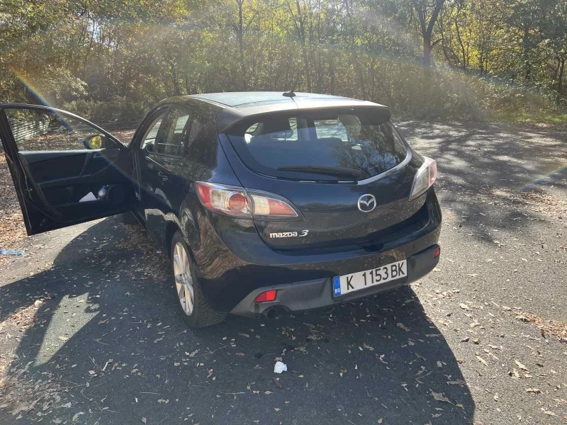 Mazda 3, снимка 4 - Автомобили и джипове - 52314167