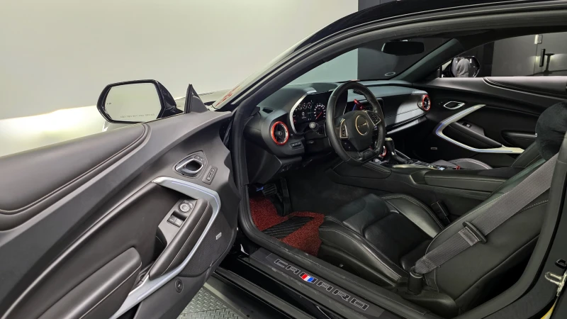 Chevrolet Camaro SS 6.2 V8, снимка 9 - Автомобили и джипове - 52398366