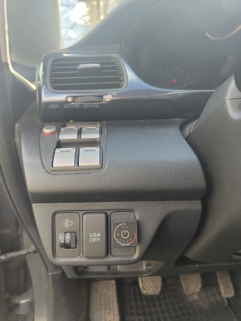 Honda Fr-v, снимка 7 - Автомобили и джипове - 52748674