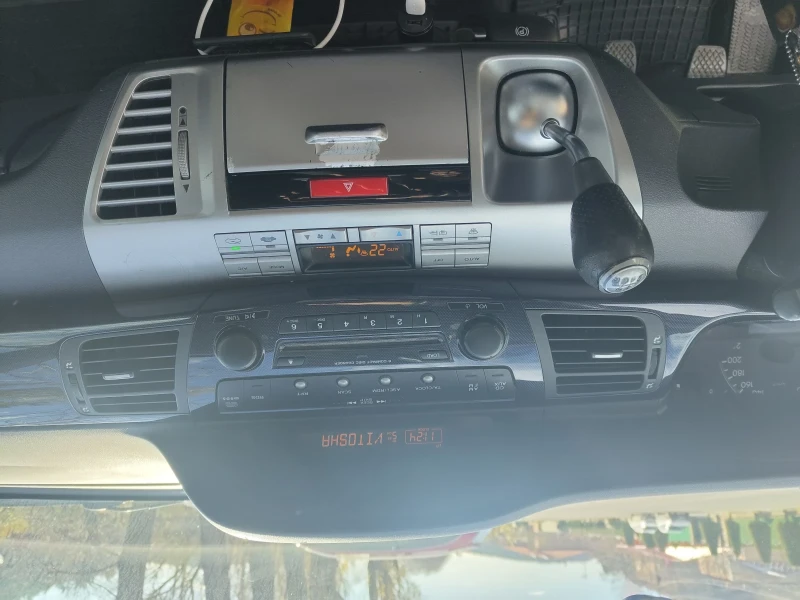 Honda Fr-v, снимка 8 - Автомобили и джипове - 52748674