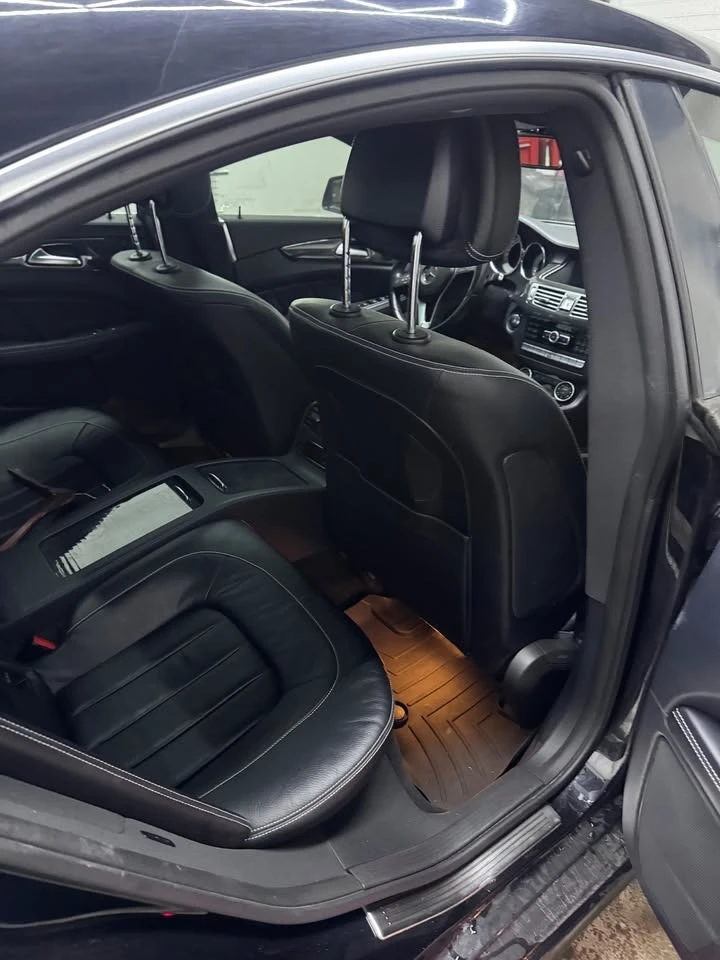 Mercedes-Benz CLS 550 4MATIC * * CARFAX * * АВТО КРЕДИТ * * , снимка 13 - Автомобили и джипове - 53087631