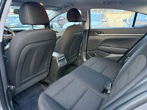 Hyundai Elantra Essential FWD* АвтоКреди* (ЦЕНА ДО БГ), снимка 13 - Автомобили и джипове - 53952107
