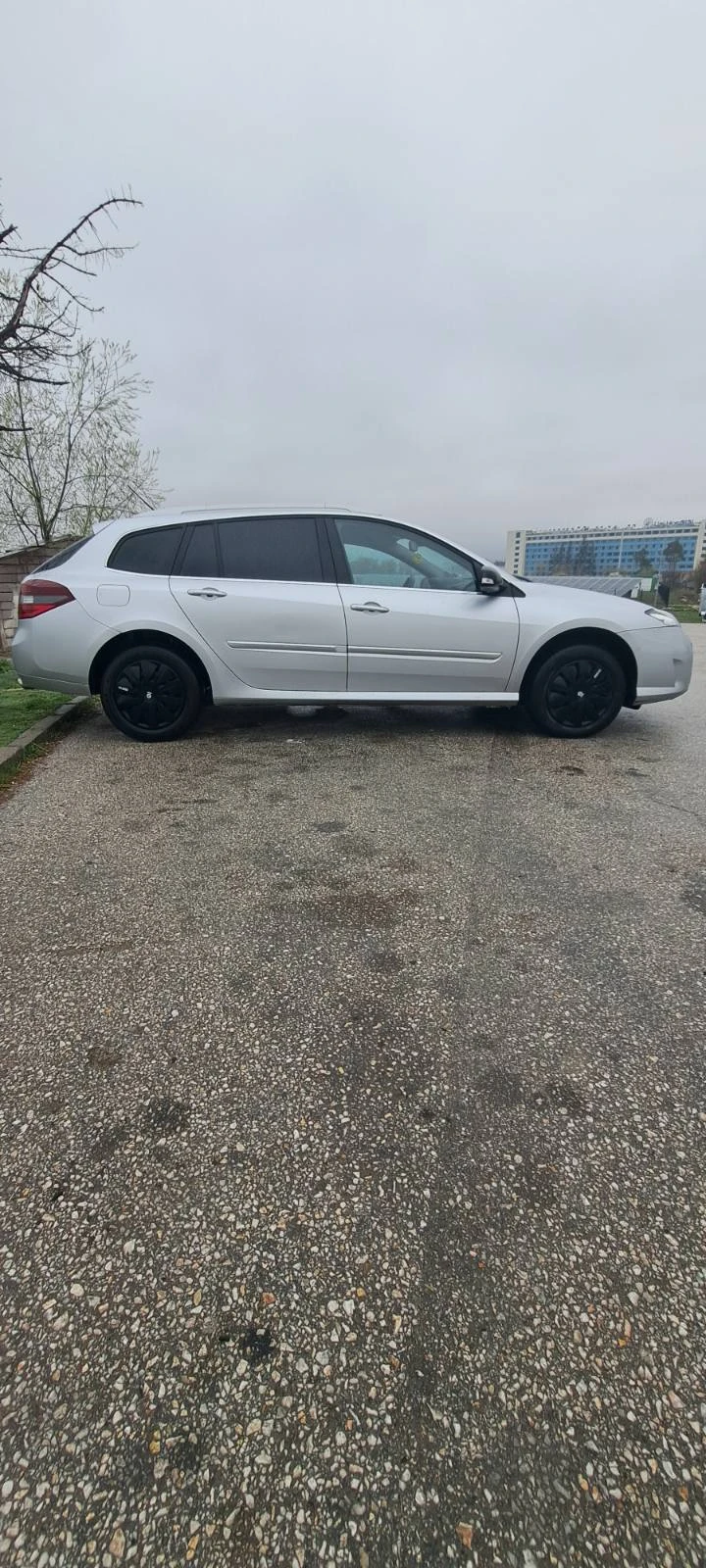Renault Laguna 2.0 Т, снимка 15 - Автомобили и джипове - 54932366