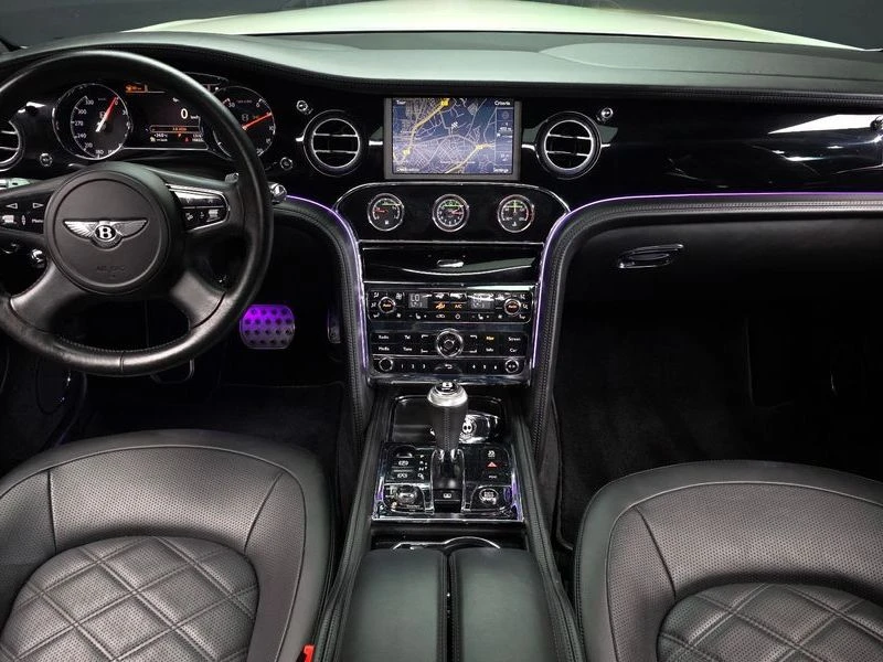 Bentley Mulsanne SOFT CLOSE* ЕЛ. БАГАЖНИК* МАСАЖ* ЛЮК* КРАЙНА ЦЕНА, снимка 7 - Автомобили и джипове - 55727818