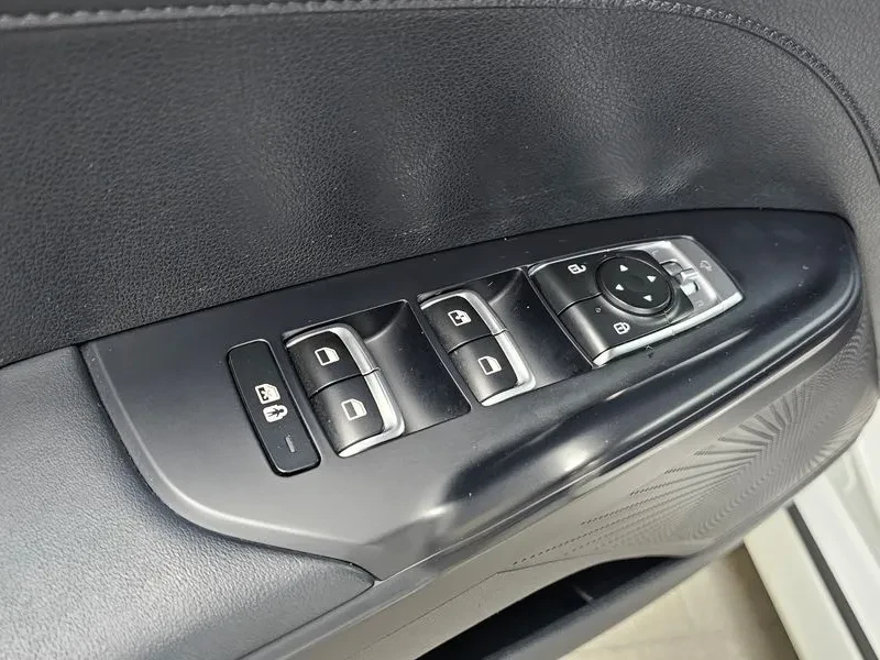 Kia K5 2.0 Trendy, снимка 14 - Автомобили и джипове - 55739336