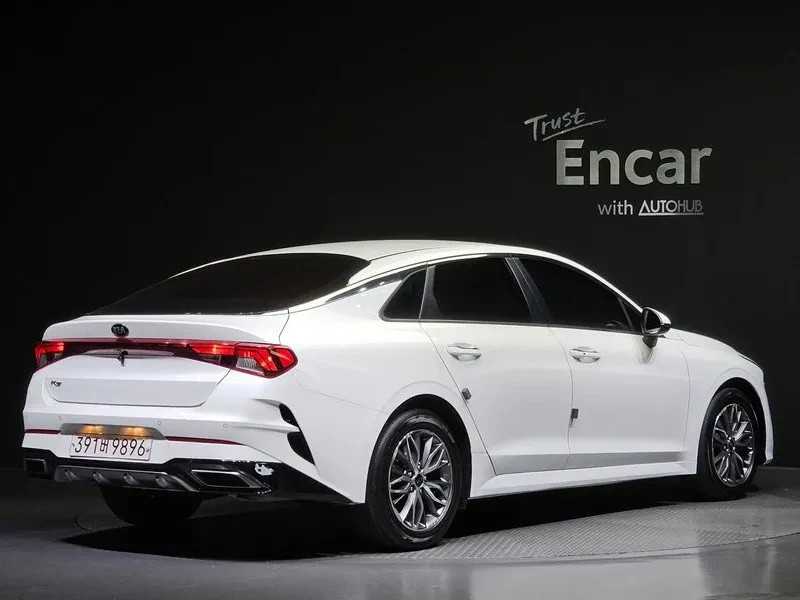 Kia K5 2.0 Trendy, снимка 2 - Автомобили и джипове - 55739336