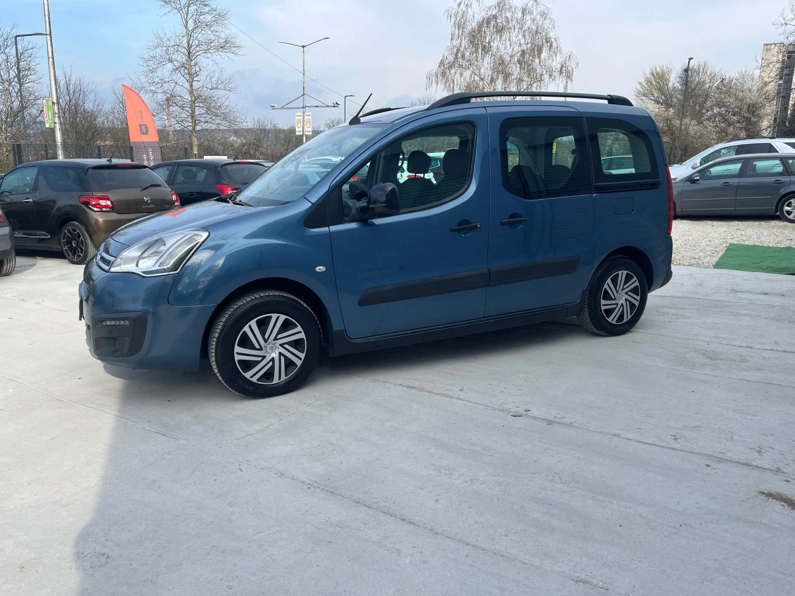 Citroen Berlingo Автоматик - изображение 7