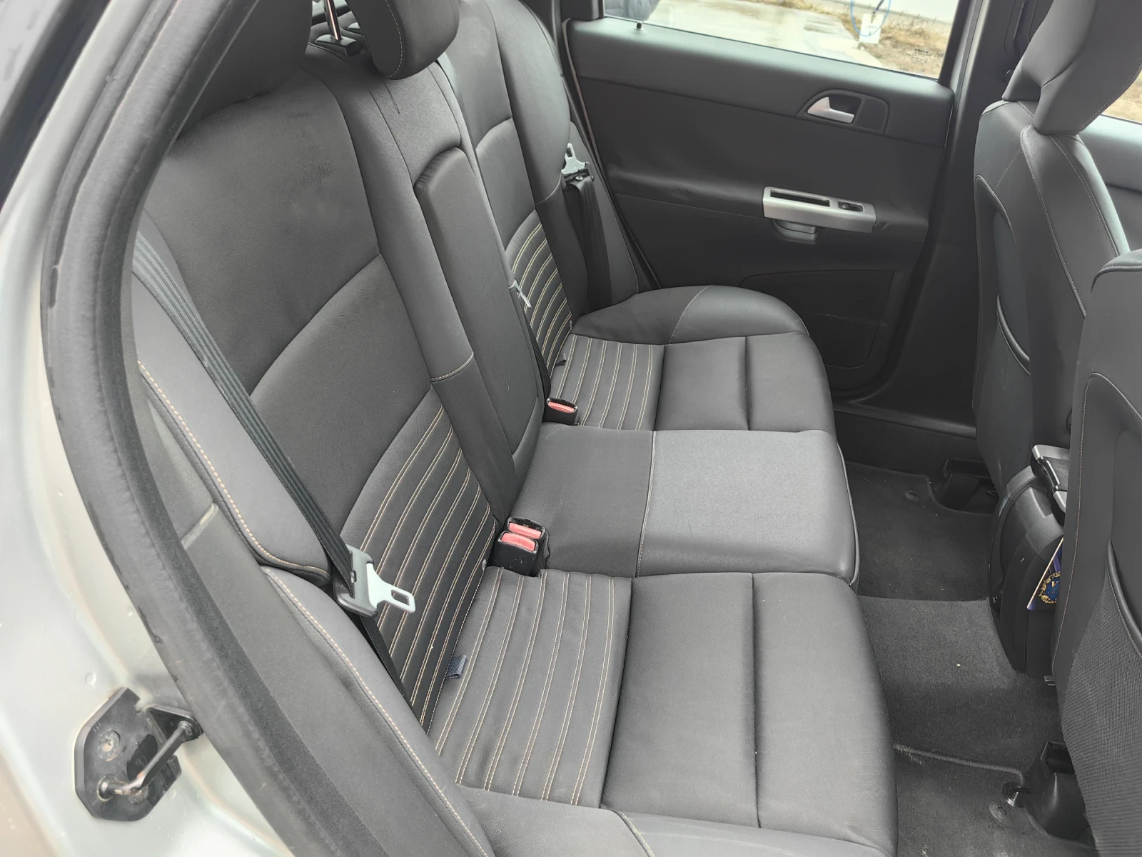 Volvo V50  - изображение 6