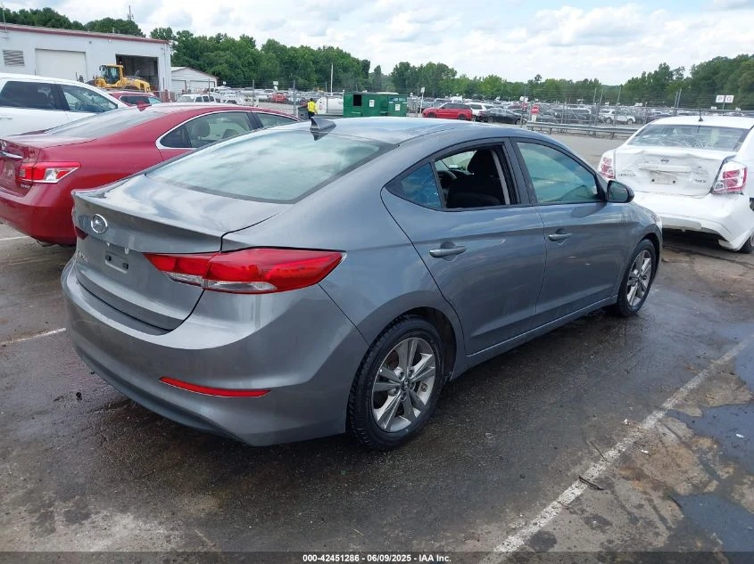 Hyundai Elantra 2.0L I-4 DOHC, VVT, 147HP Front Wheel Drive - изображение 10