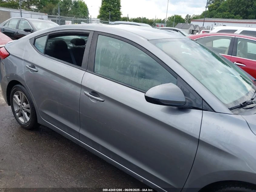 Hyundai Elantra 2.0L I-4 DOHC, VVT, 147HP Front Wheel Drive - изображение 5