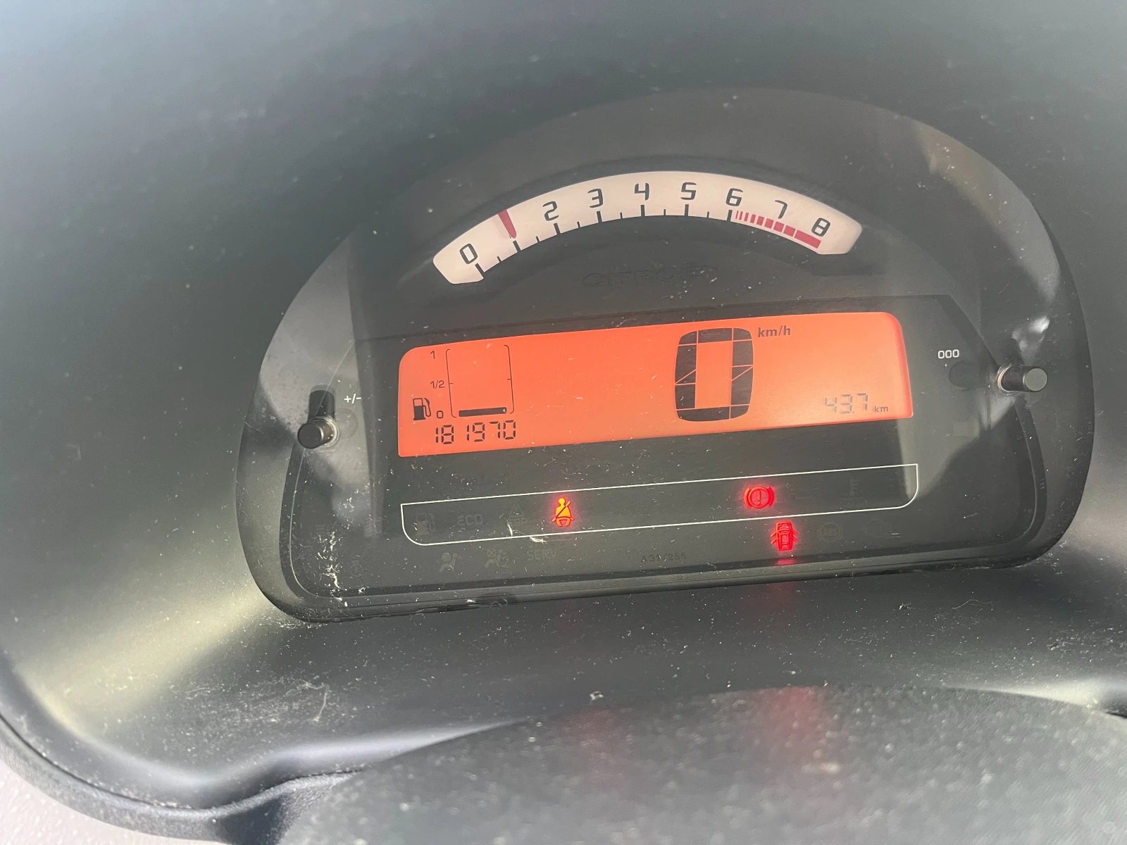 Citroen C3 1.1i-181х.км., снимка 10 - Автомобили и джипове - 54192883