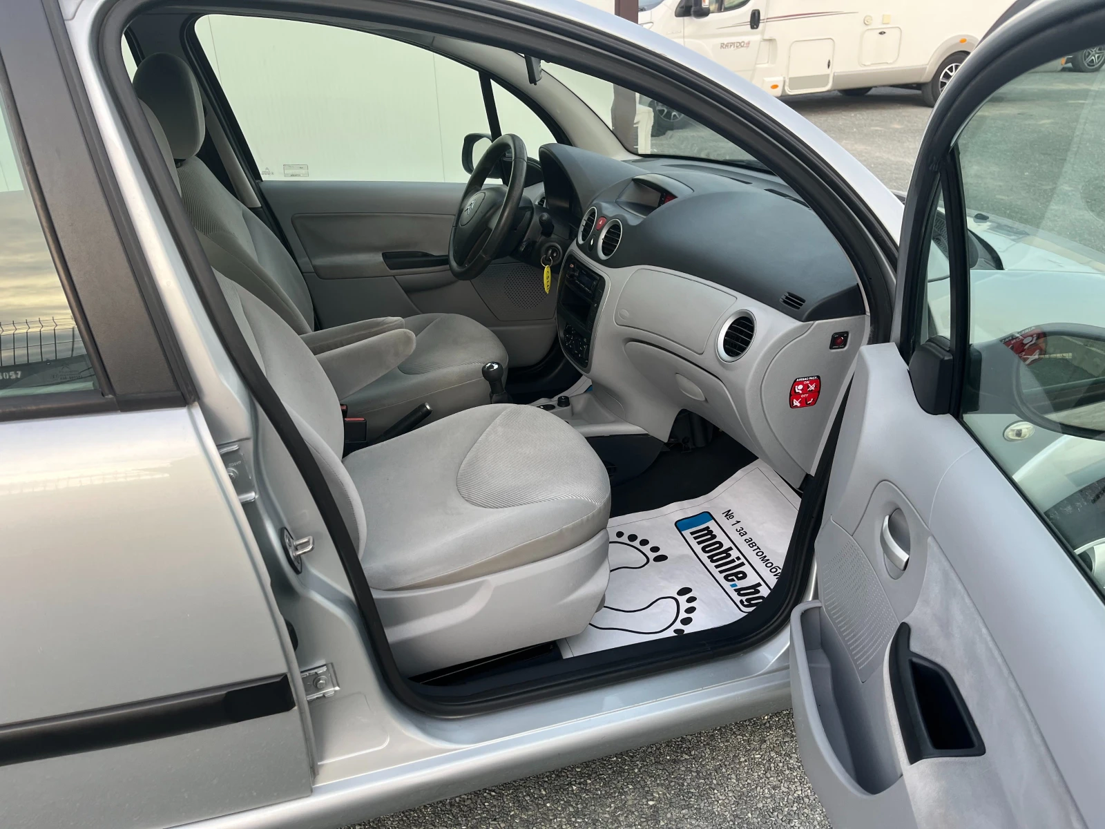 Citroen C3 1.1i-181х.км., снимка 7 - Автомобили и джипове - 54192883