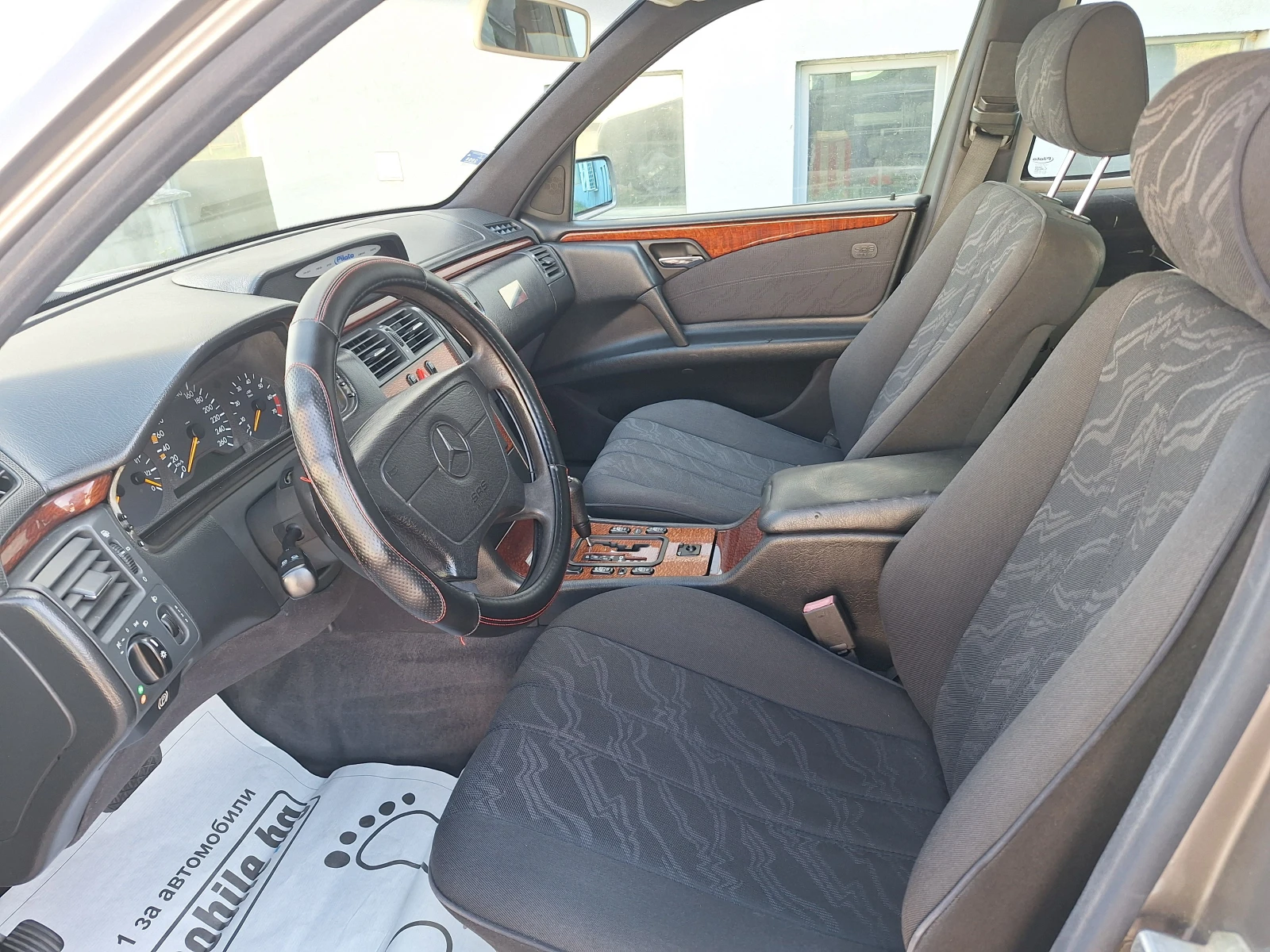 Mercedes-Benz E 290 2.9cdi 129kc, снимка 8 - Автомобили и джипове - 54703344