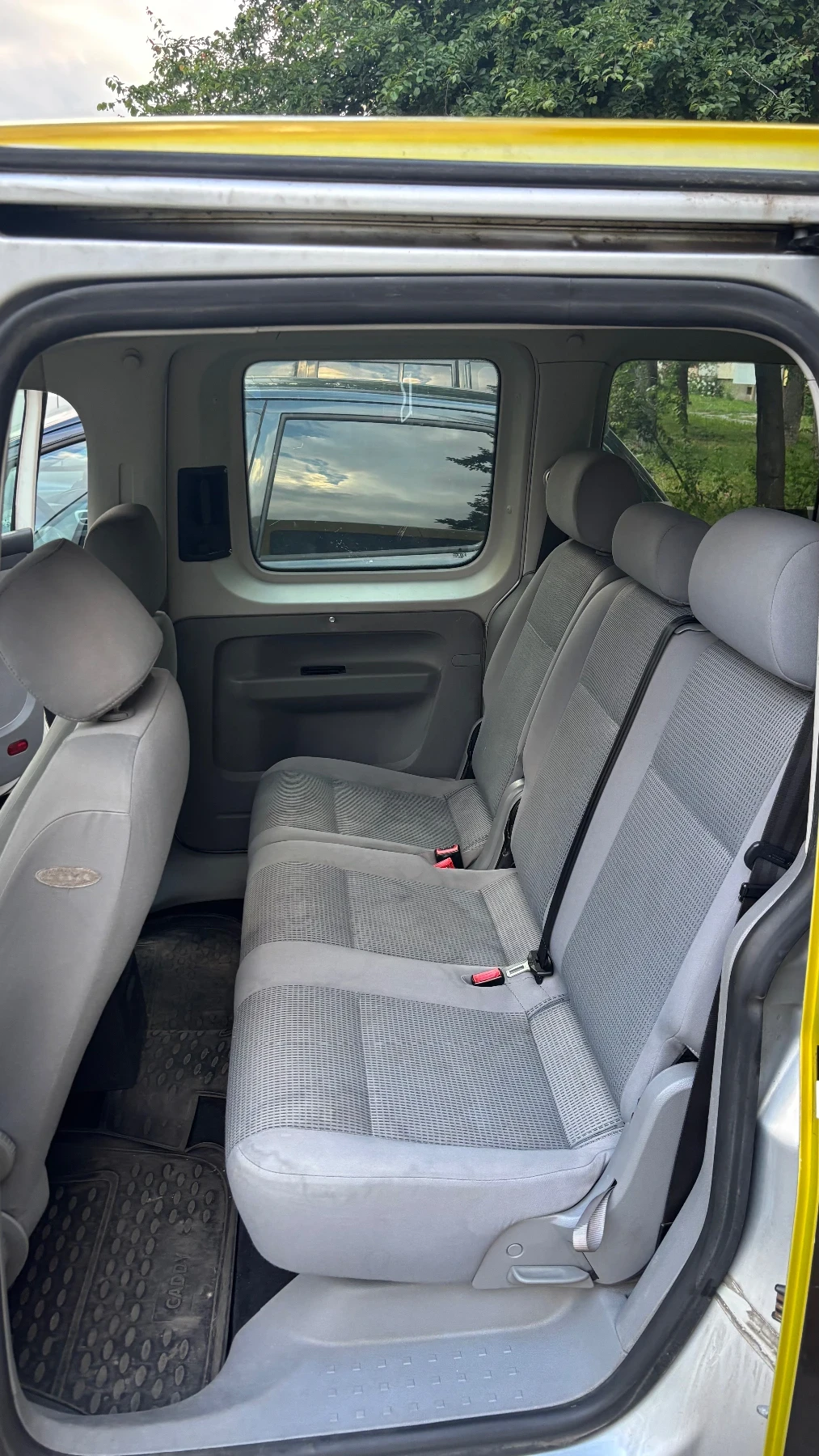 VW Caddy, снимка 11 - Автомобили и джипове - 54757640