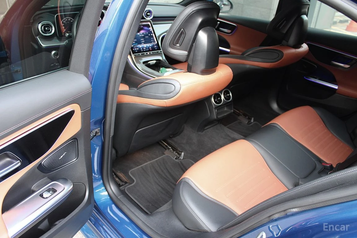 Mercedes-Benz C 300 AMG* LINE* 4MATIC* ОБДУХВАНЕ* ХЕДЪП* 360КАМЕРА* , снимка 16 - Автомобили и джипове - 55076225