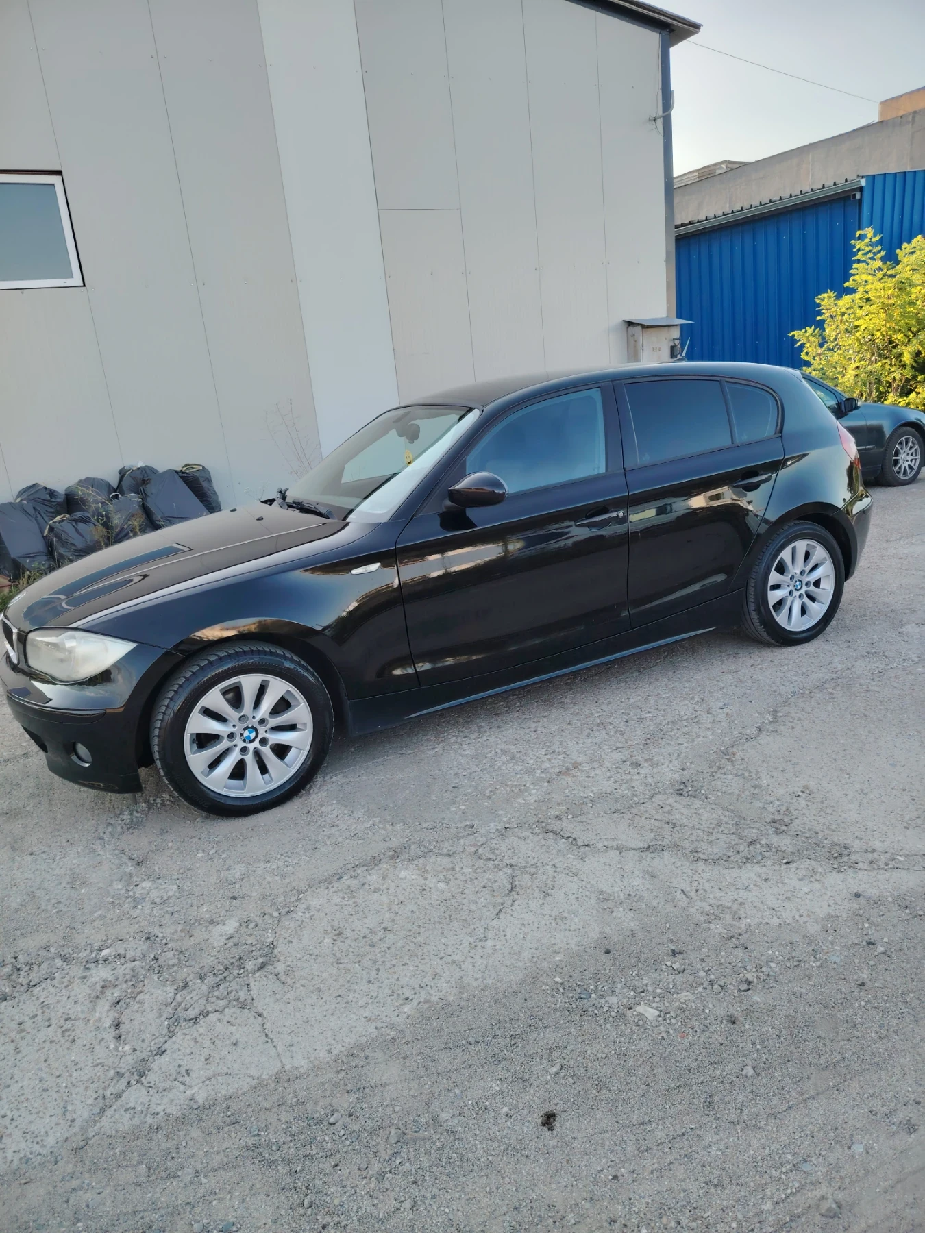 BMW 120, снимка 2 - Автомобили и джипове - 55609338