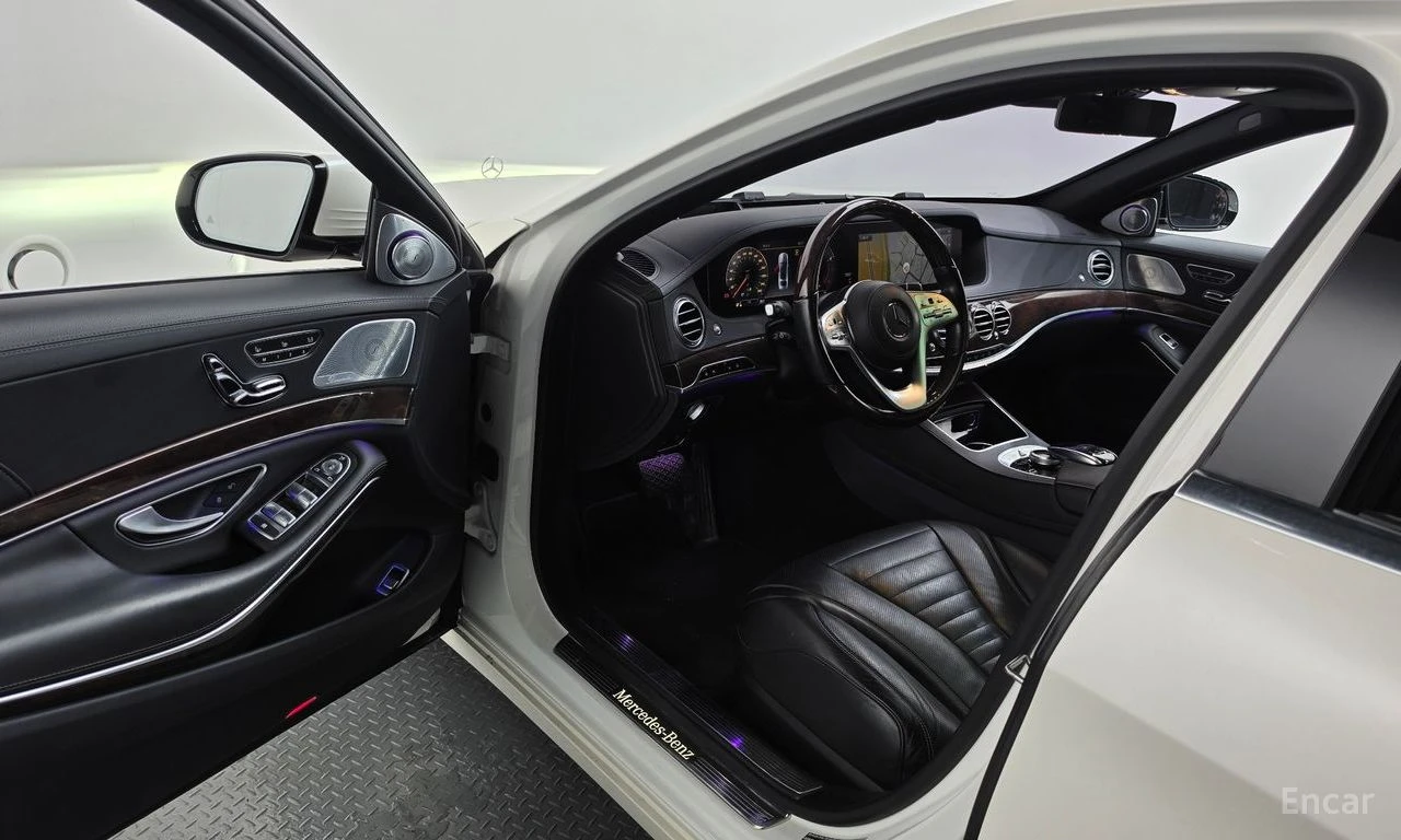 Mercedes-Benz S 560 L* 4MATIC* BURMESTER* ОБДУХВАНЕ* МАСАЖ* , снимка 5 - Автомобили и джипове - 56073603