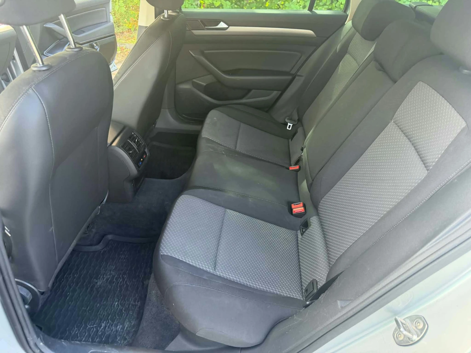 VW Passat 2.0.TDI AUTOMATIC 2019, снимка 9 - Автомобили и джипове - 56205941
