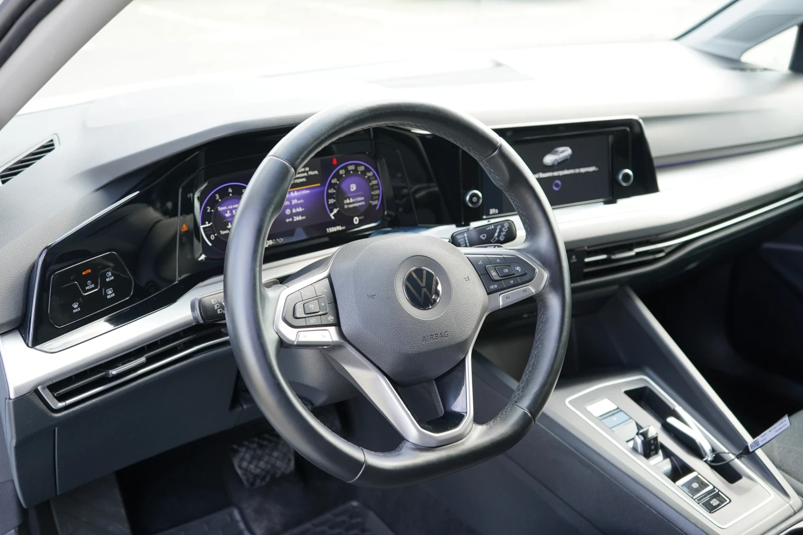 VW Golf Variant 1.5 eTSI * CAMERA* 18"* CAPRLAY* , снимка 9 - Автомобили и джипове - 56213126