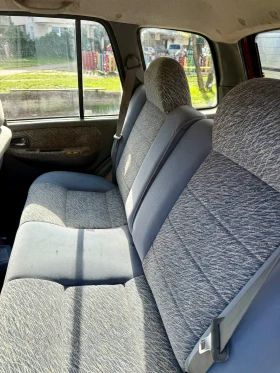 Kia Sportage 2.0i 4x4, снимка 12