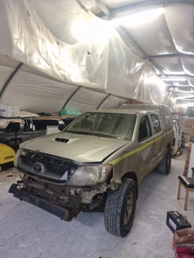 Toyota Hilux Пикап 2.5 2011 - 10 € / 19.56 лв. - 29192997 2