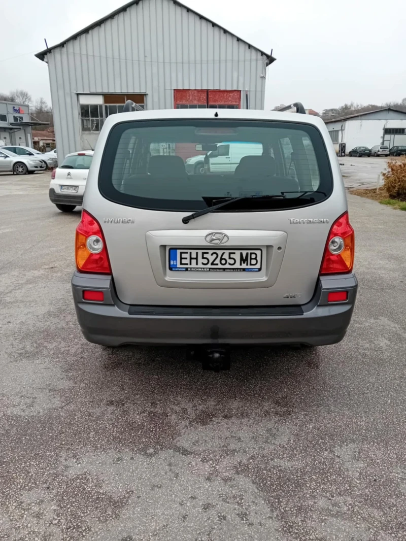 Hyundai Terracan, снимка 2 - Автомобили и джипове - 47978932