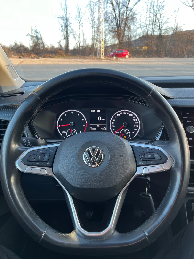 VW T-Cross, снимка 12 - Автомобили и джипове - 49091010