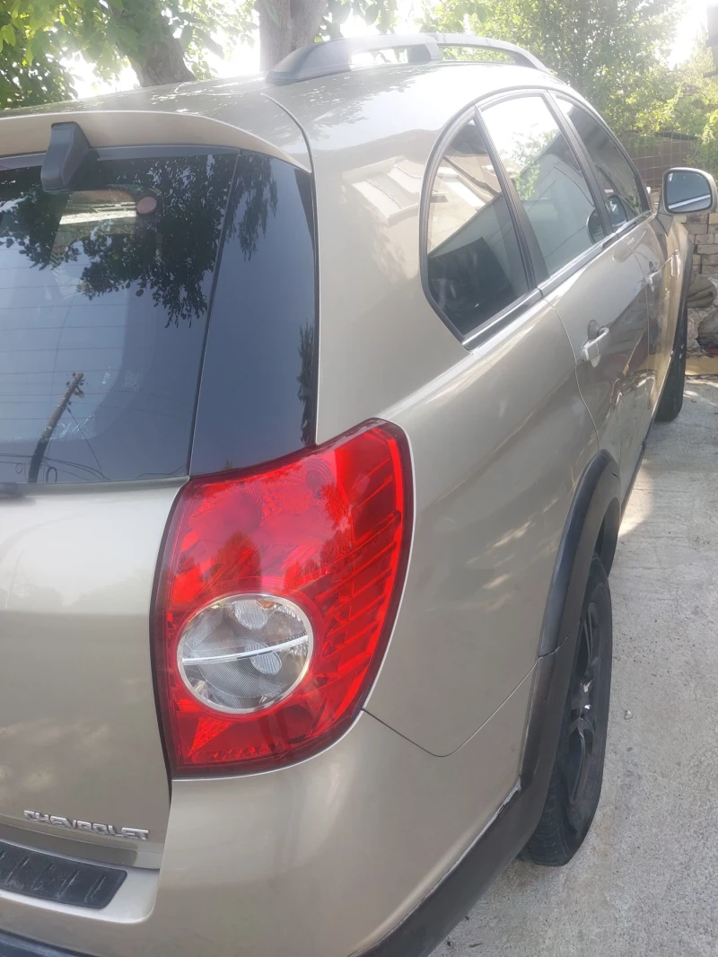 Chevrolet Captiva, снимка 12 - Автомобили и джипове - 52851973