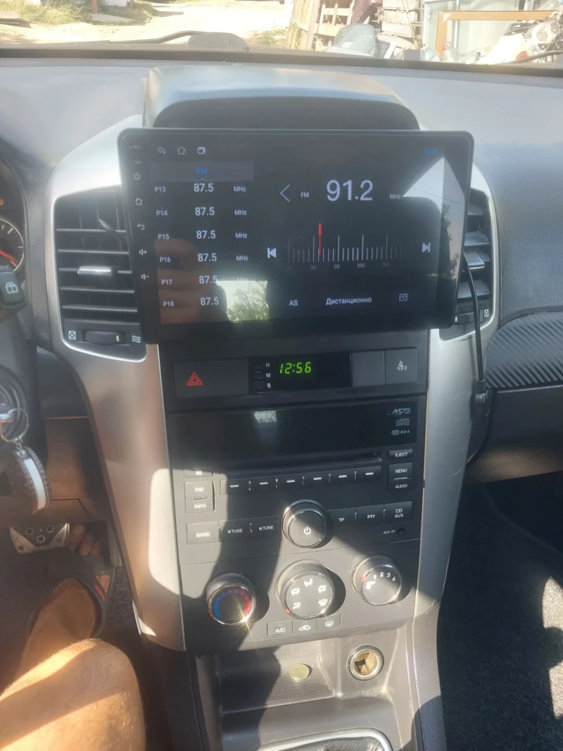 Chevrolet Captiva, снимка 5 - Автомобили и джипове - 52851973