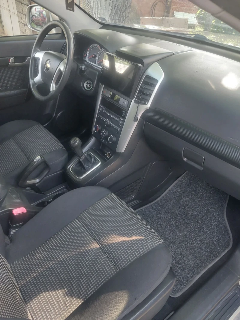 Chevrolet Captiva, снимка 15 - Автомобили и джипове - 52851973
