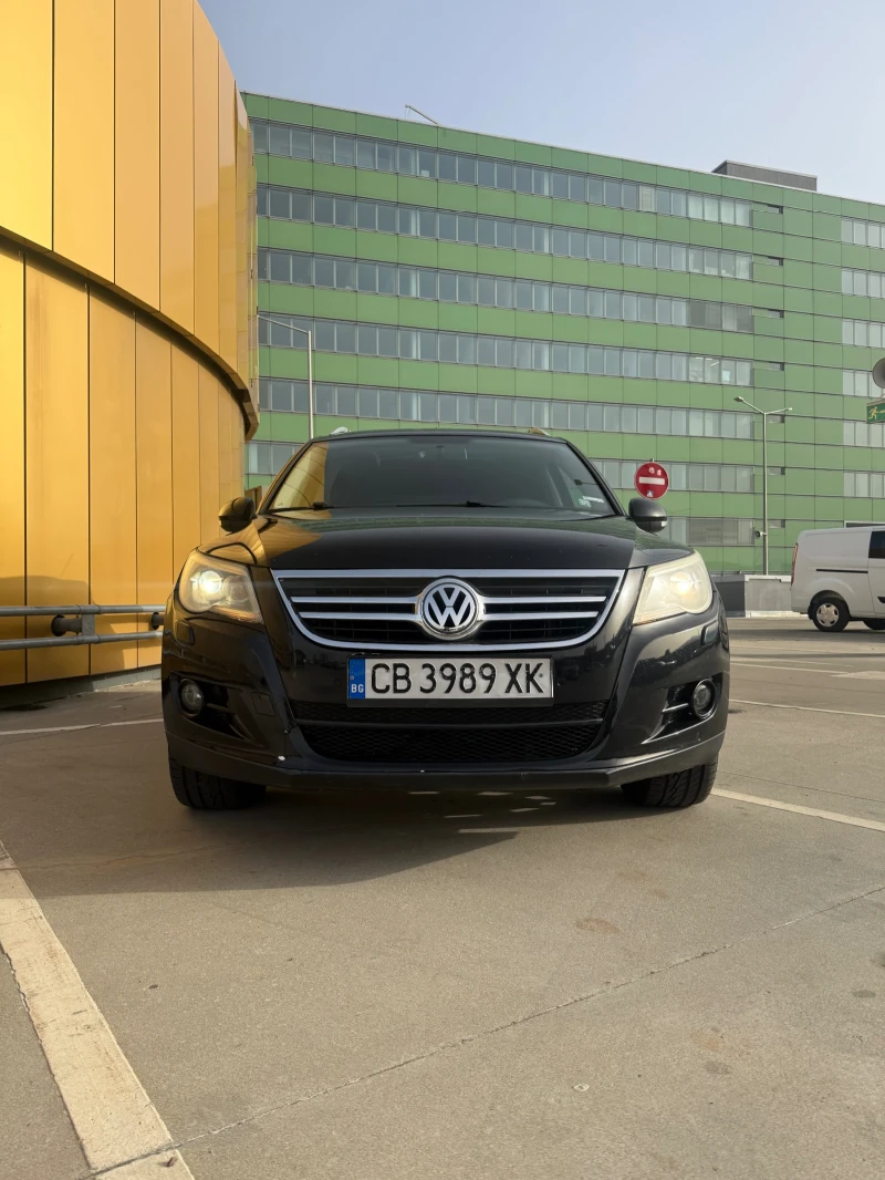 VW Tiguan, снимка 2 - Автомобили и джипове - 52592294