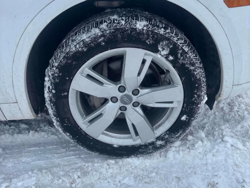 Audi Q5 * Technik * CARFAX * БЕЗ ПЪРВОНАЧАЛНА ВНОСКА, снимка 7 - Автомобили и джипове - 52867862