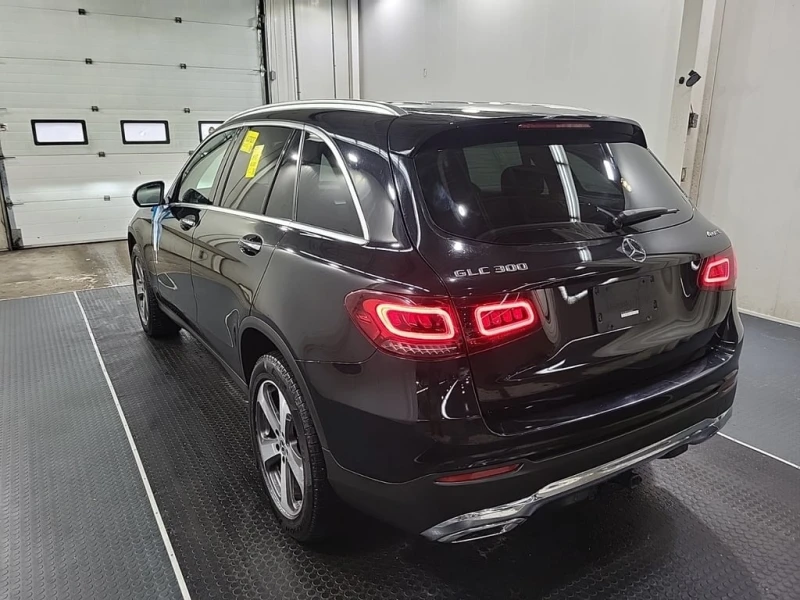 Mercedes-Benz GLC 300 2022 * CARFAX * БЕЗ ПЪРВОНАЧАЛНА ВНОСКА, снимка 6 - Автомобили и джипове - 52951130