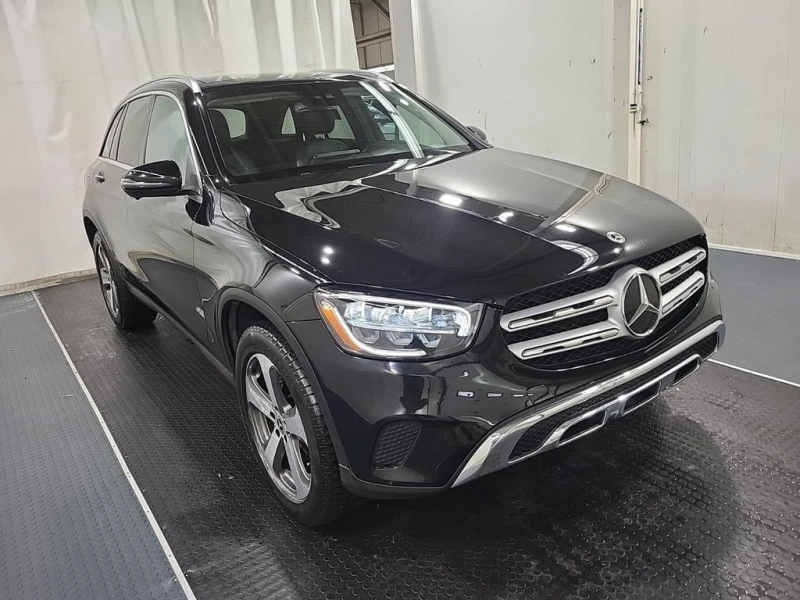 Mercedes-Benz GLC 300 2022 * CARFAX * БЕЗ ПЪРВОНАЧАЛНА ВНОСКА, снимка 3 - Автомобили и джипове - 52951130