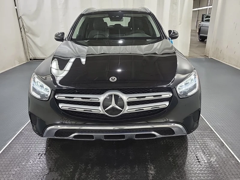 Mercedes-Benz GLC 300 2022 * CARFAX * БЕЗ ПЪРВОНАЧАЛНА ВНОСКА, снимка 2 - Автомобили и джипове - 52951130