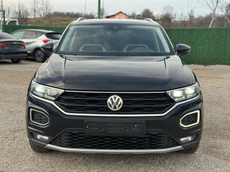 VW T-Roc Virtual, Full LED, Keyless, Камера, Подгрев, снимка 8 - Автомобили и джипове - 53263046