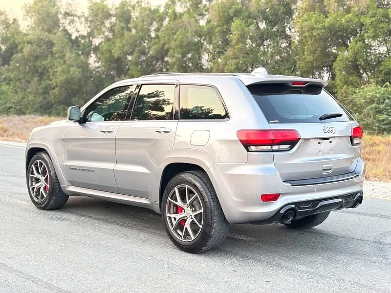 Jeep Grand cherokee SRT , снимка 3 - Автомобили и джипове - 54509327