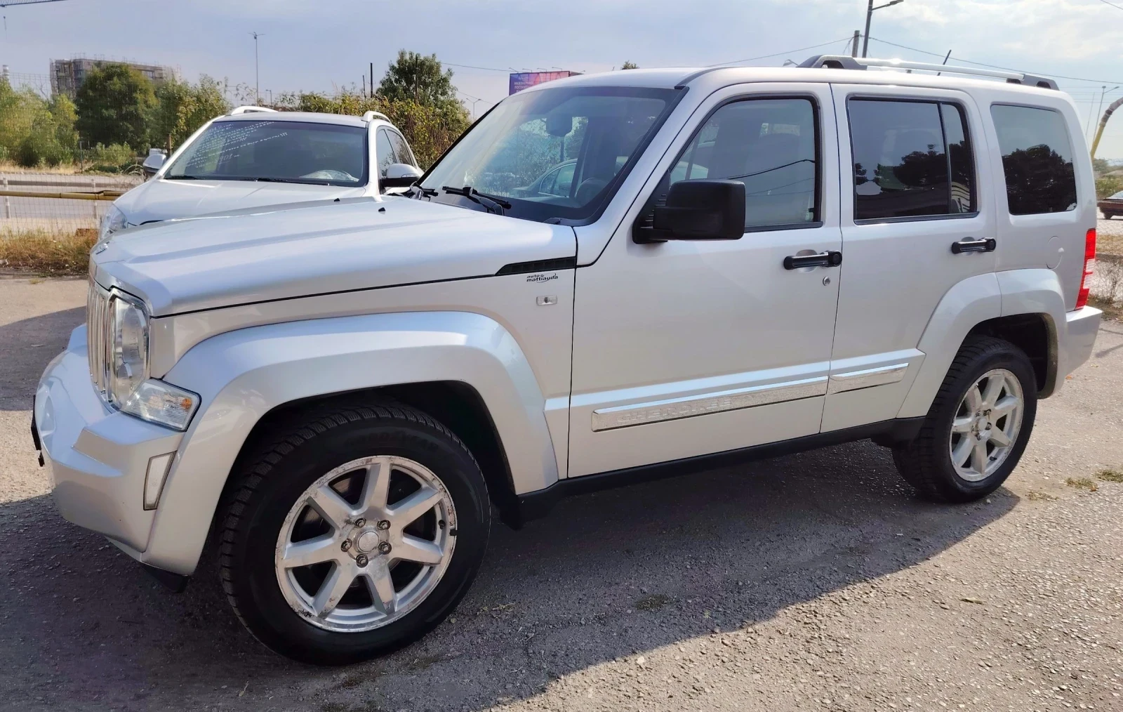 Jeep Cherokee 2.8CRD/LIMITED/NAVI, снимка 1